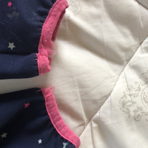 Girls light weight jacket ideal for autumn or spring wear.age 4 to 5 years - Picture 10 of 10